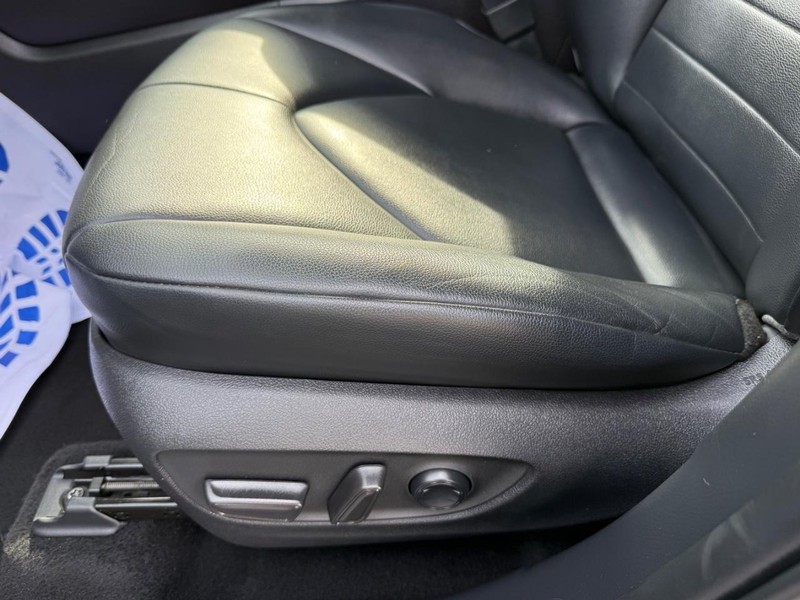 Toyota Highlander Vehicle Image 28