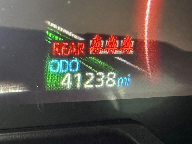 Toyota RAV4 Vehicle Image 22