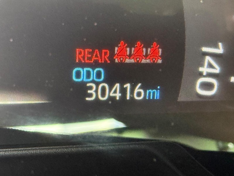 Toyota RAV4 Vehicle Image 22
