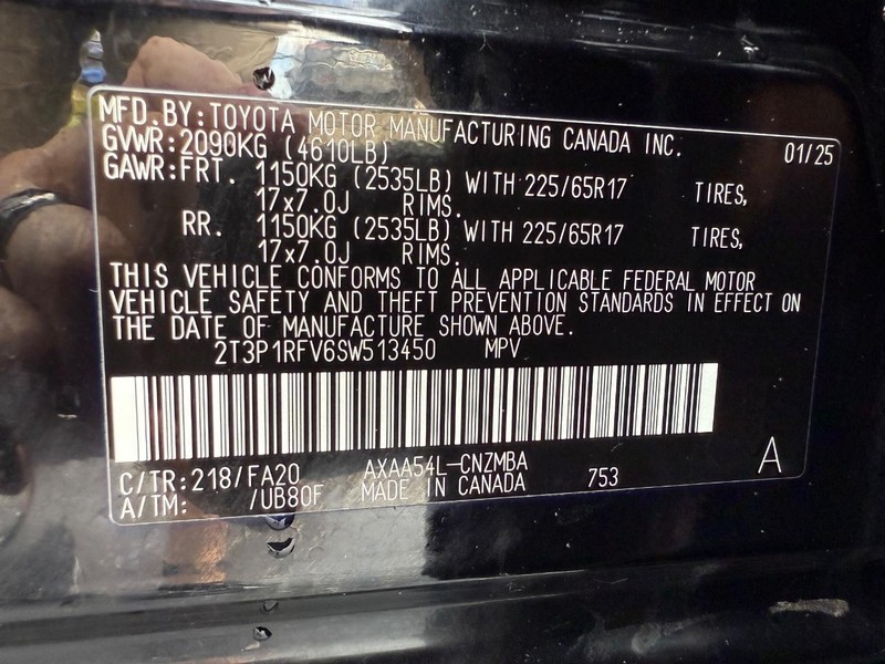 Toyota RAV4 Vehicle Image 25