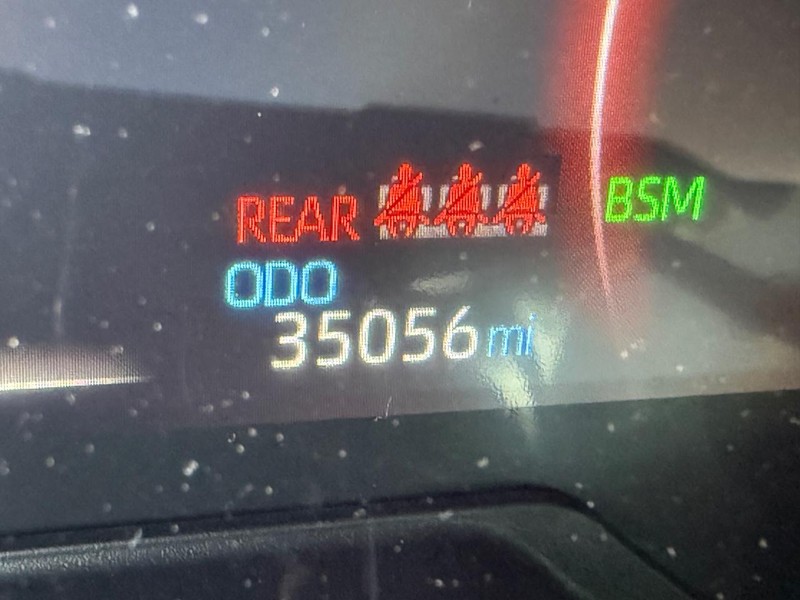 Toyota RAV4 Vehicle Image 22