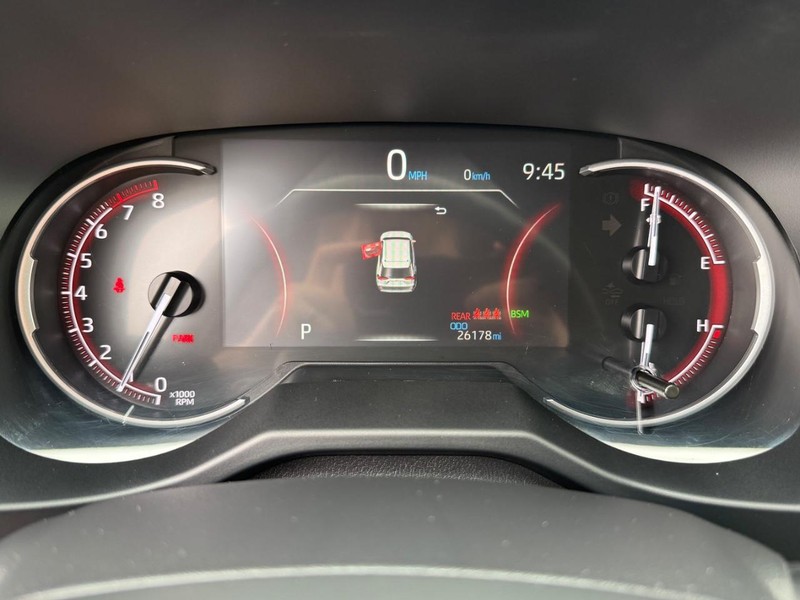 Toyota RAV4 Vehicle Image 21