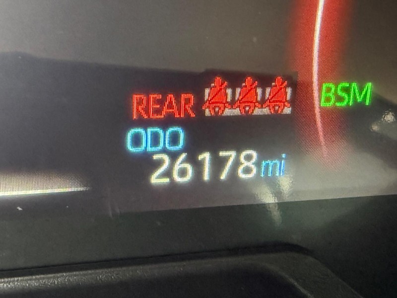 Toyota RAV4 Vehicle Image 22