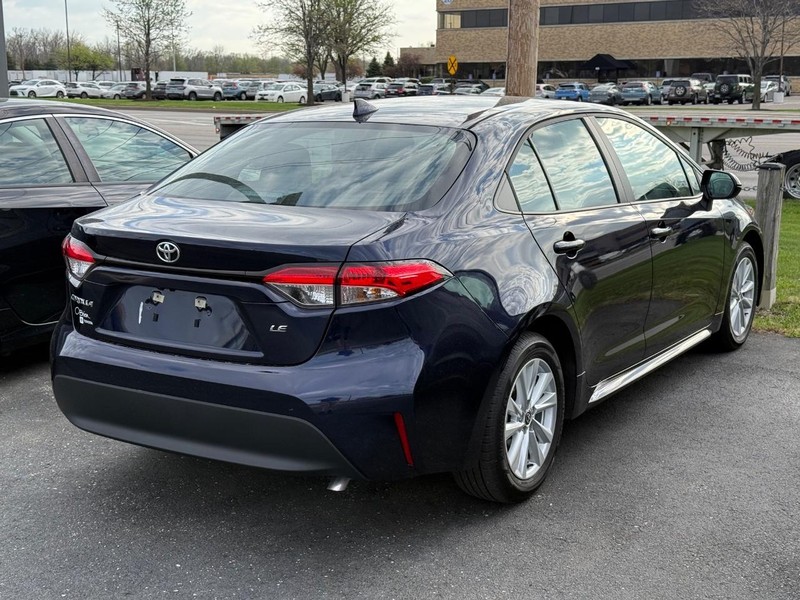 Toyota Corolla Vehicle Image 04