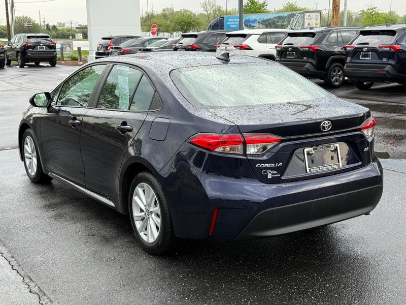 Toyota Corolla Vehicle Image 05