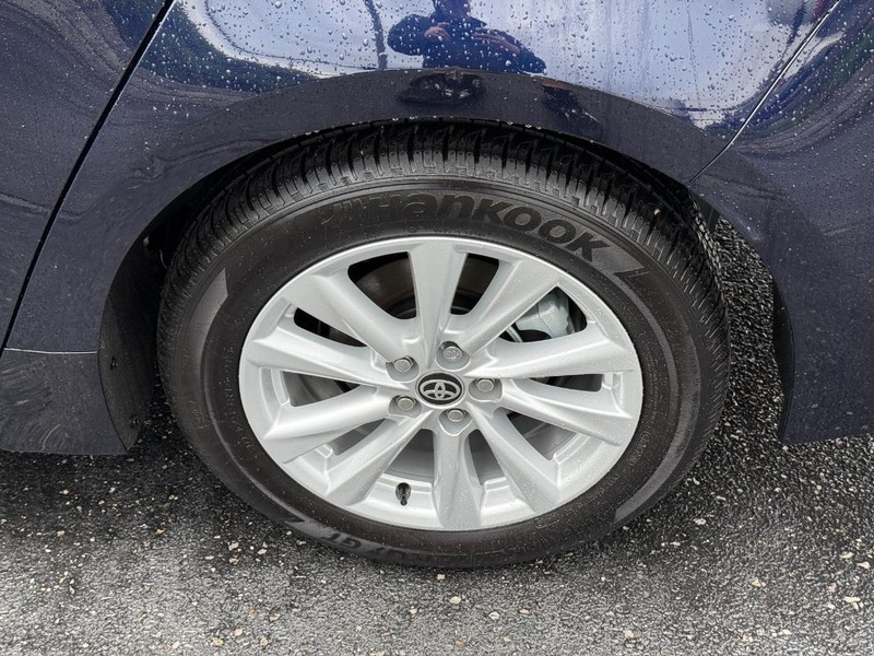 Toyota Corolla Vehicle Image 06