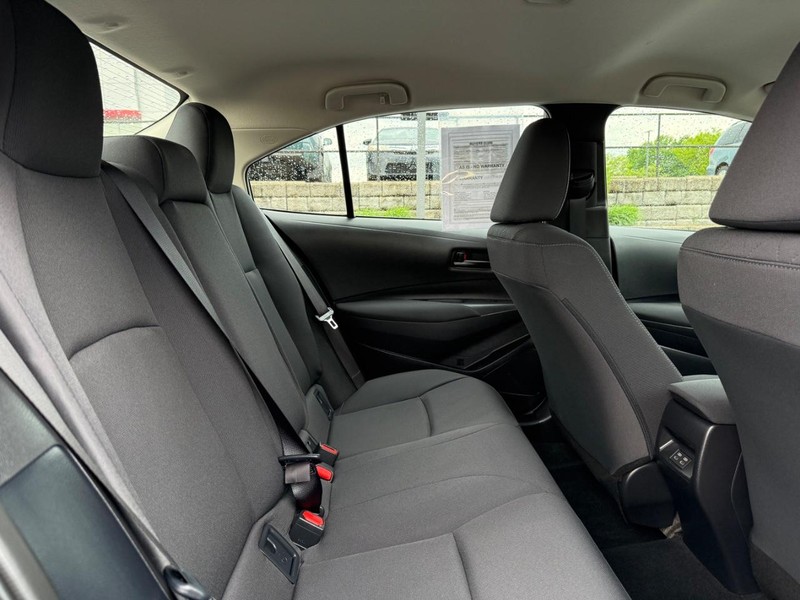 Toyota Corolla Vehicle Image 10