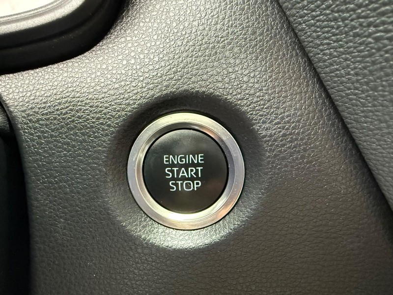 Toyota Corolla Vehicle Image 15