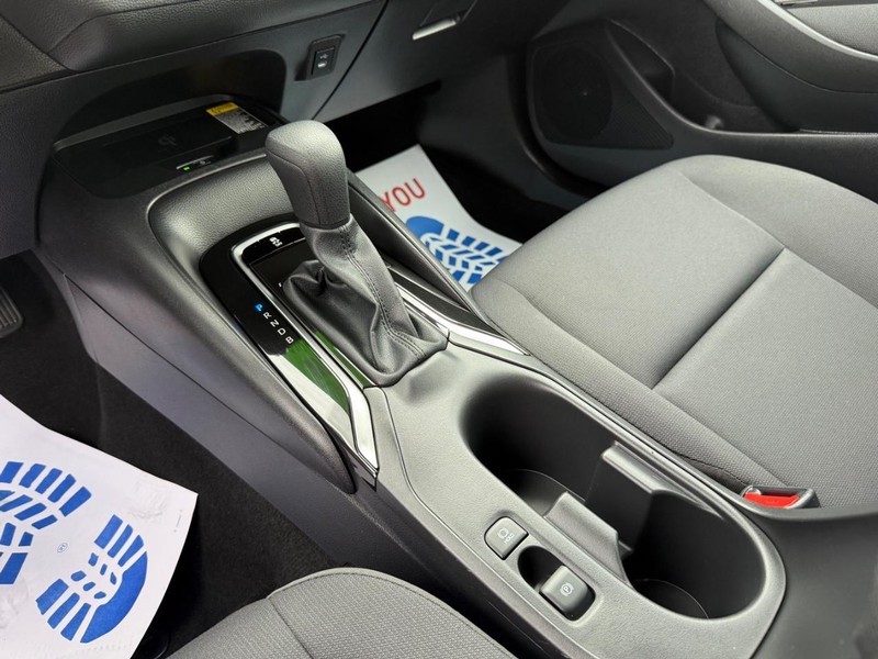 Toyota Corolla Vehicle Image 18