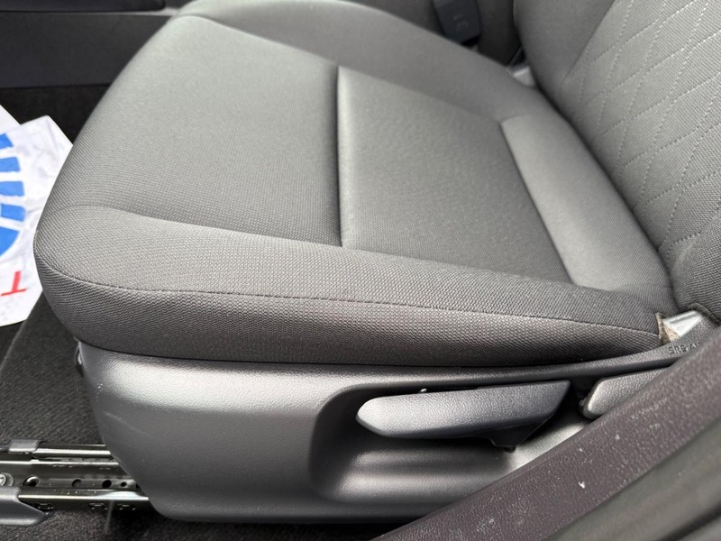 Toyota Corolla Vehicle Image 23