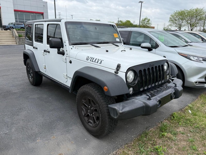Jeep Wrangler JK Unlimited Vehicle Full-screen Gallery Image 01