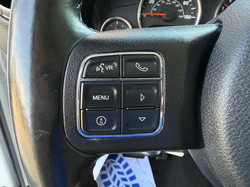 Jeep Wrangler JK Unlimited Vehicle Image 13