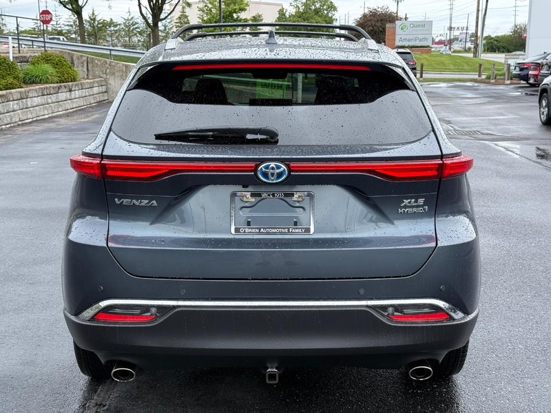 Toyota Venza Vehicle Image 04