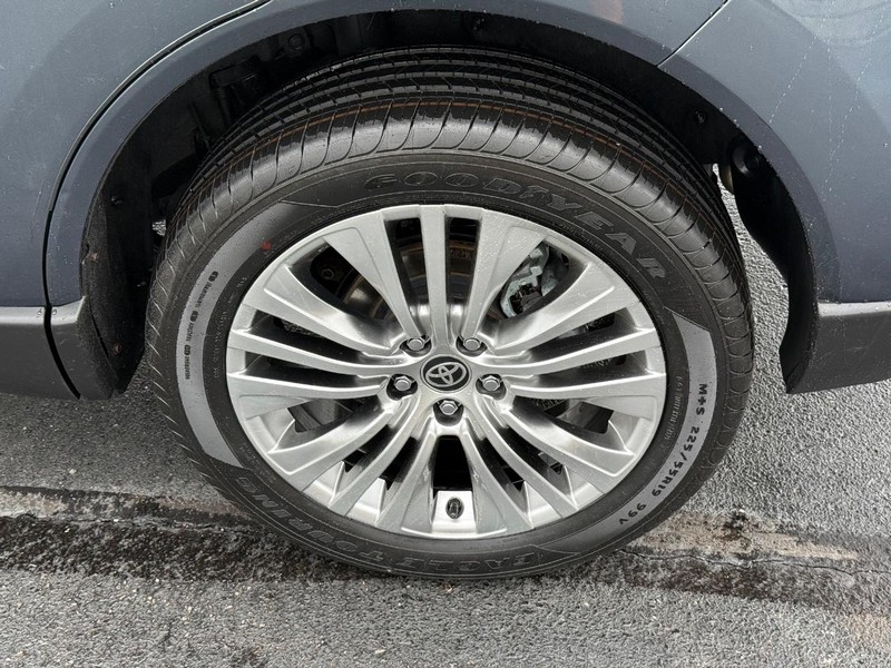 Toyota Venza Vehicle Image 06