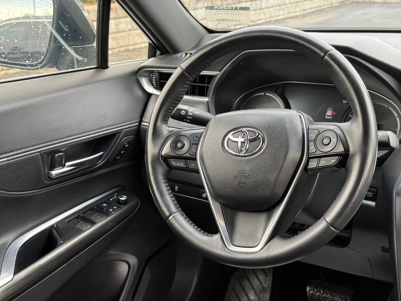 Toyota Venza Vehicle Image 13