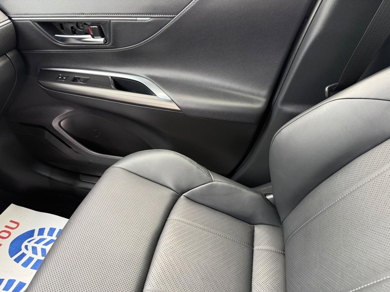 Toyota Venza Vehicle Image 22