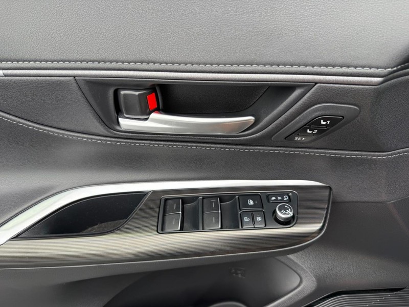 Toyota Venza Vehicle Image 25