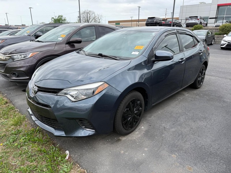 Toyota Corolla Vehicle Image 02