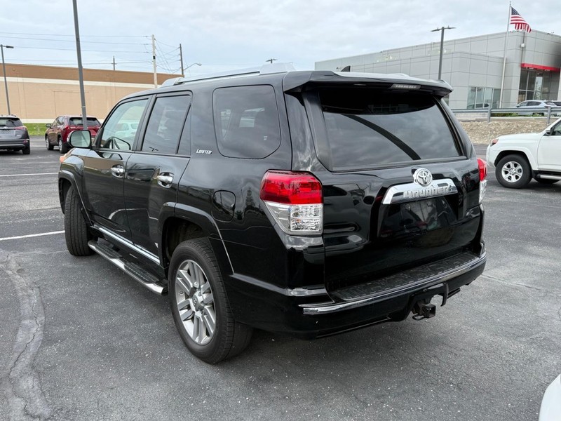 Toyota 4Runner Vehicle Image 03