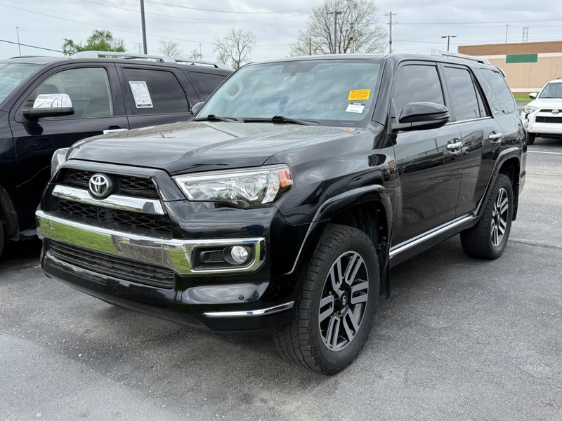 Toyota 4Runner Vehicle Image 02