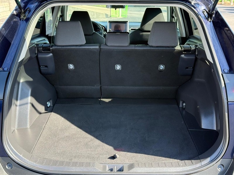 Toyota RAV4 Vehicle Image 07