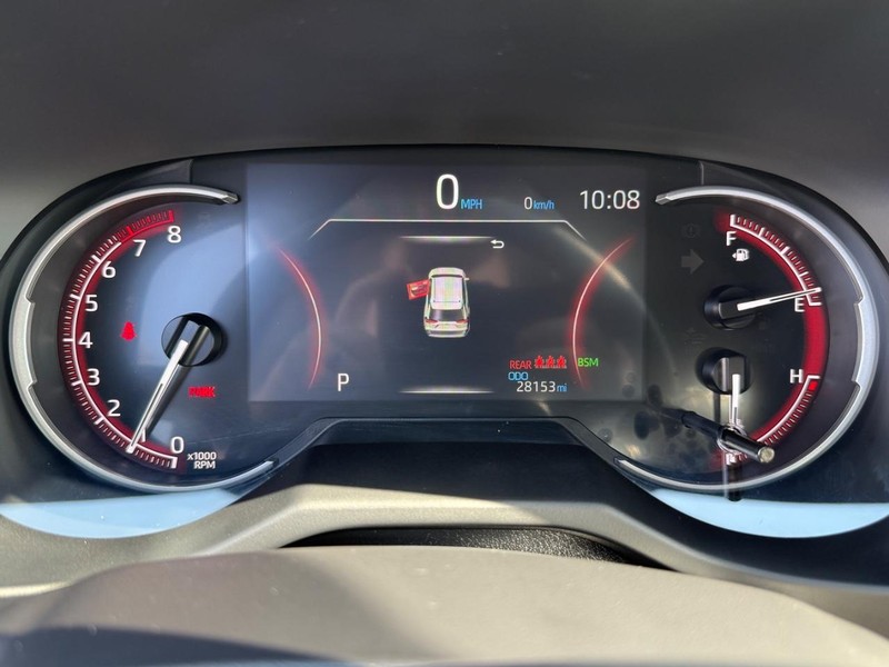Toyota RAV4 Vehicle Image 21
