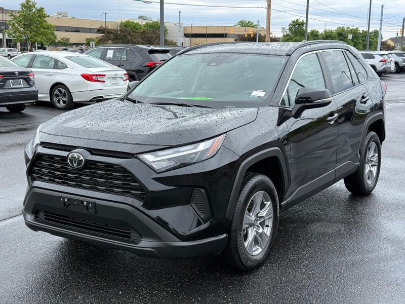 Toyota RAV4 Vehicle Image 08