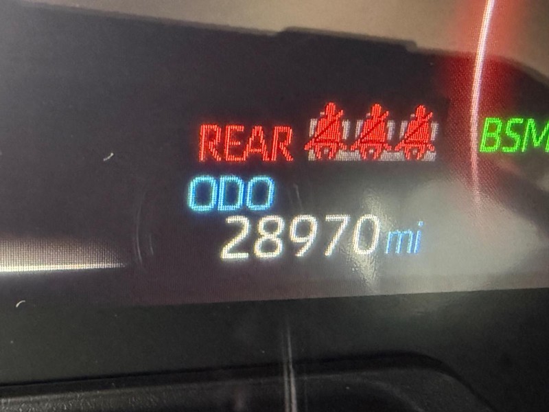 Toyota RAV4 Vehicle Image 22