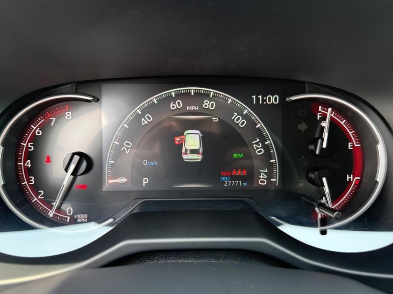 Toyota RAV4 Vehicle Image 21