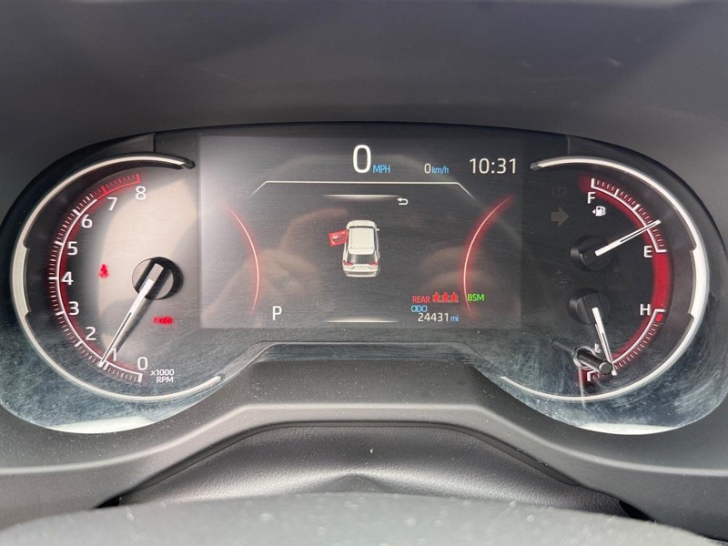 Toyota RAV4 Vehicle Image 21