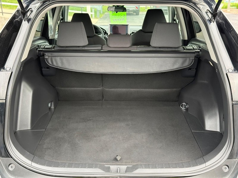 Toyota RAV4 Vehicle Image 07