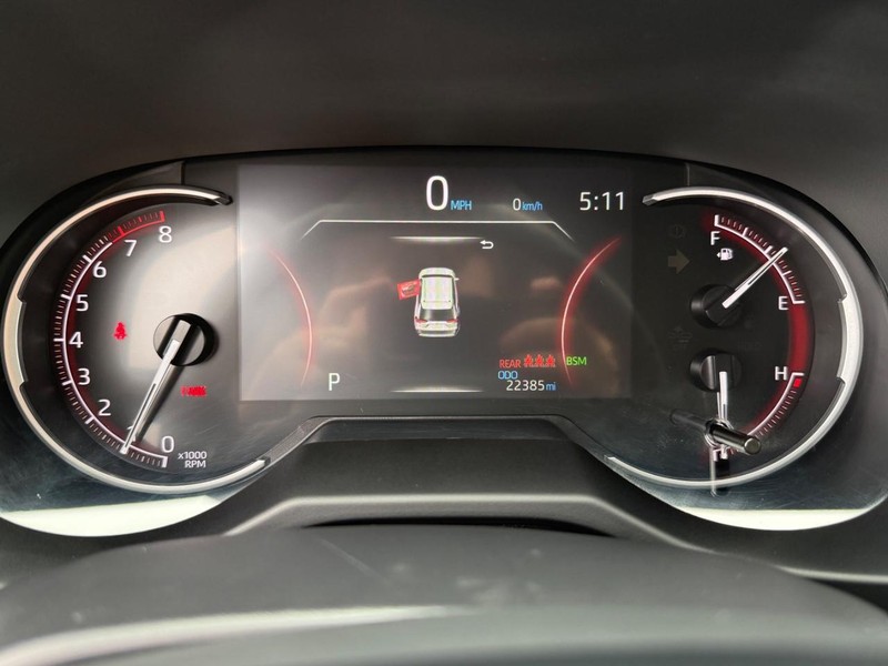 Toyota RAV4 Vehicle Image 21
