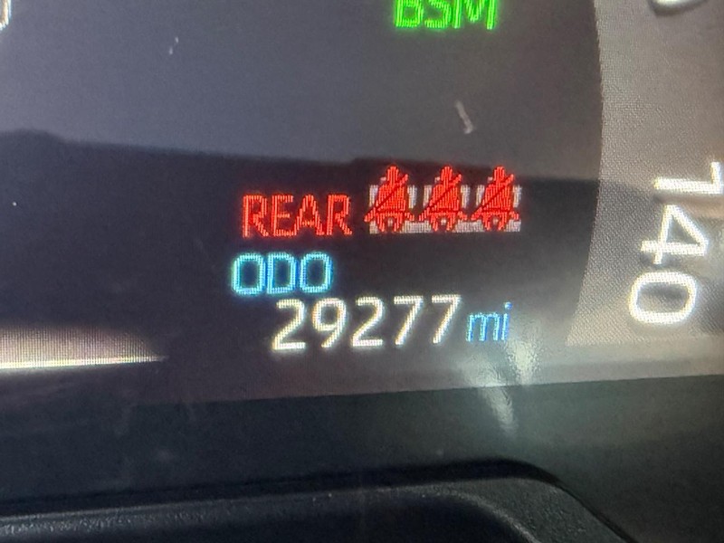 Toyota RAV4 Vehicle Image 22