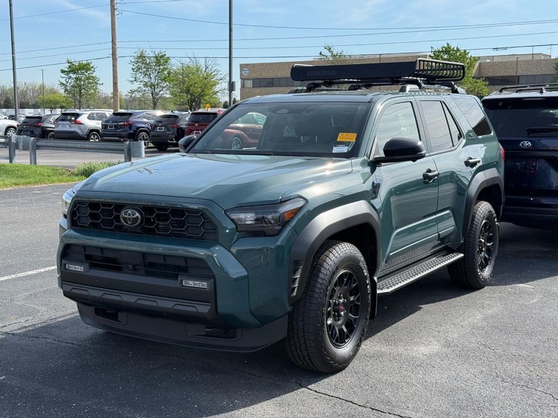 Toyota 4Runner Vehicle Image 02