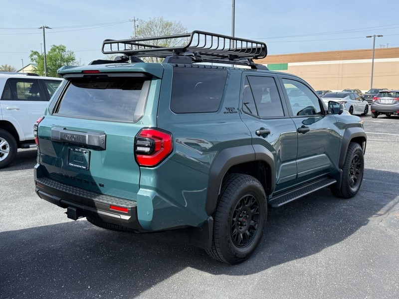 Toyota 4Runner Vehicle Image 04