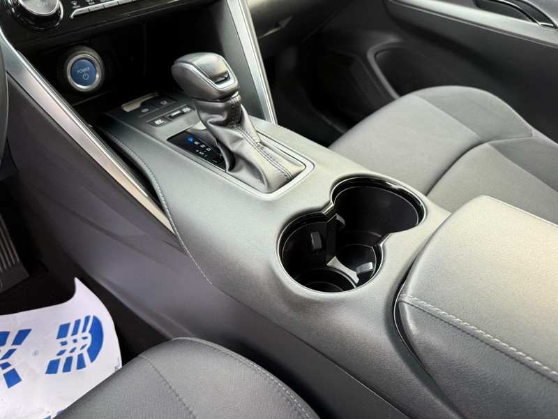 Toyota Venza Vehicle Image 20