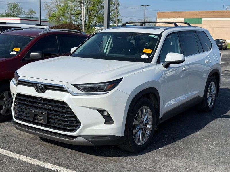 Toyota Grand Highlander Vehicle Image 02