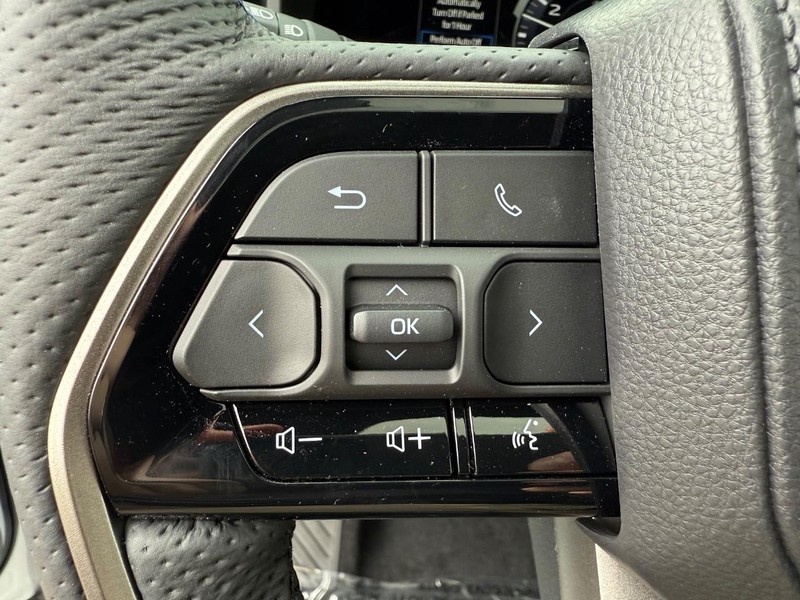 Toyota Tundra 4WD Vehicle Image 08
