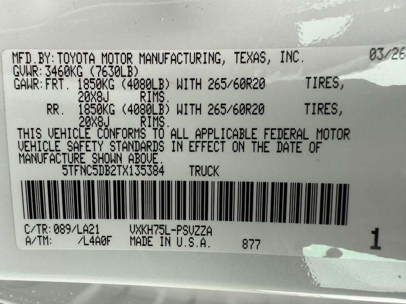 Toyota Tundra 4WD Vehicle Image 21