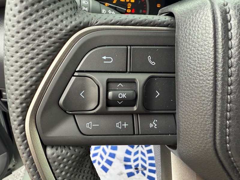 Toyota Tundra 4WD Vehicle Image 07