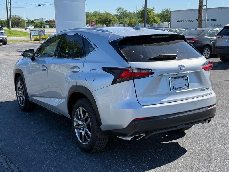 Lexus NX 200t Vehicle Image 05