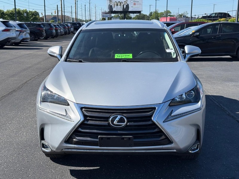 Lexus NX 200t Vehicle Image 10
