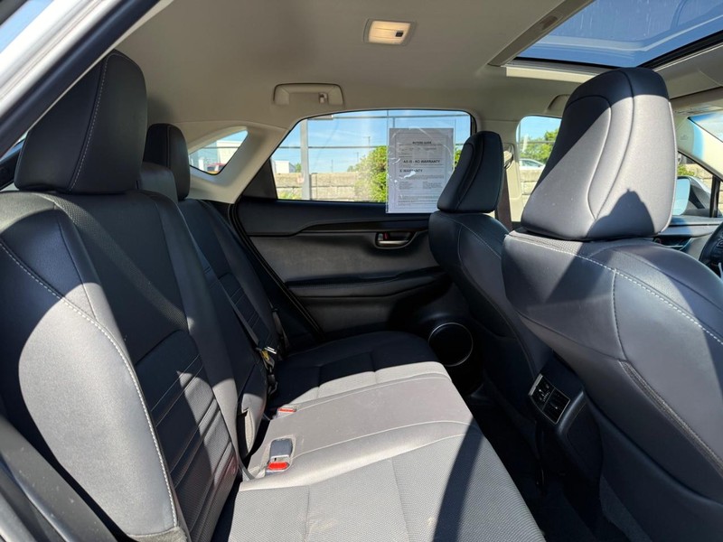 Lexus NX 200t Vehicle Image 11