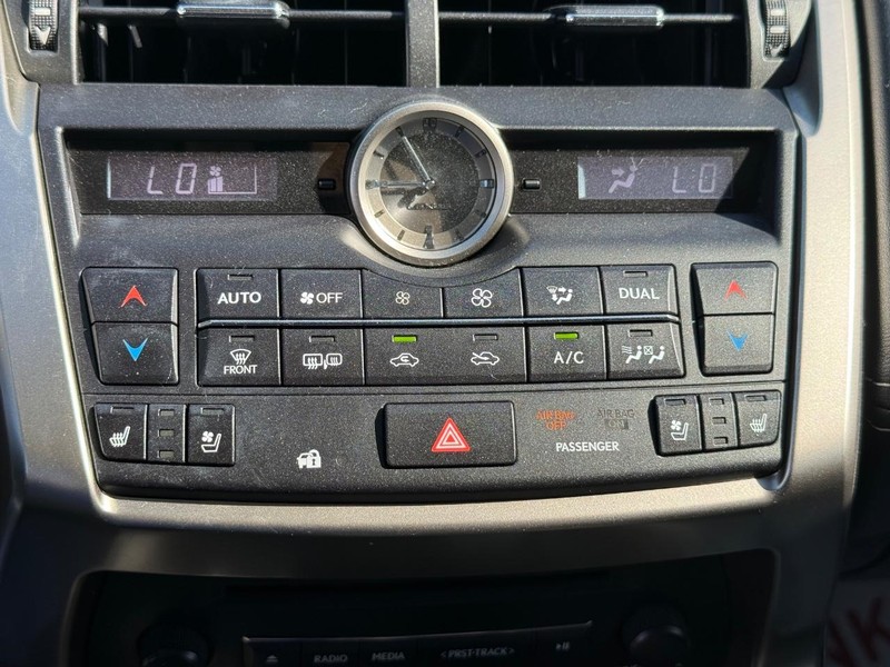 Lexus NX 200t Vehicle Image 19