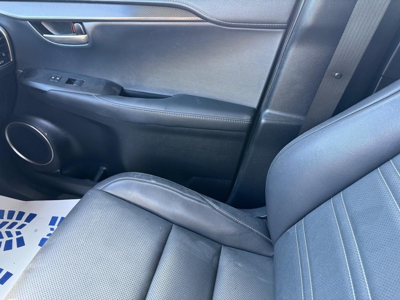 Lexus NX 200t Vehicle Image 22