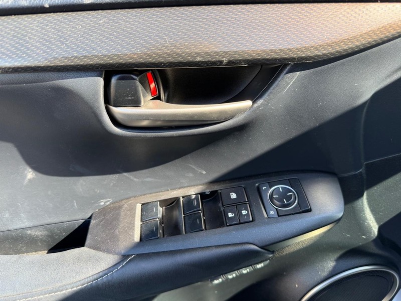Lexus NX 200t Vehicle Image 26