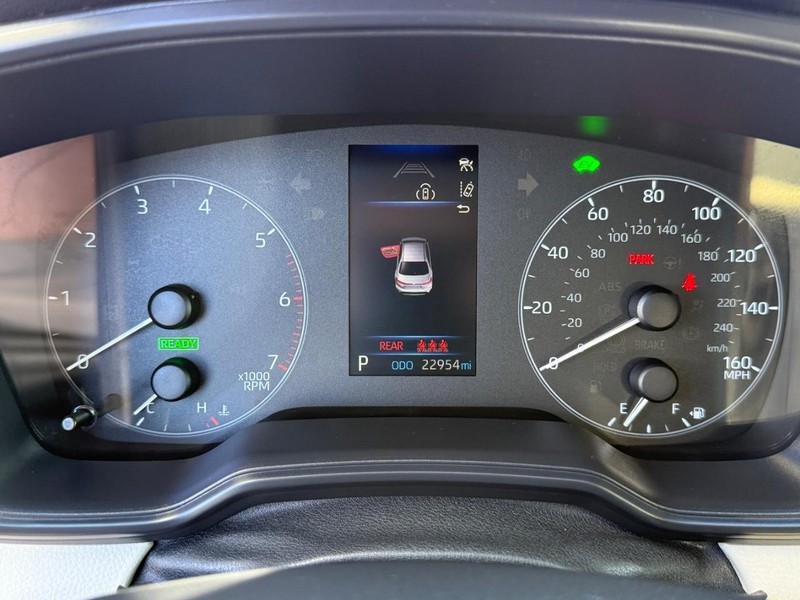 Toyota Corolla Vehicle Image 19