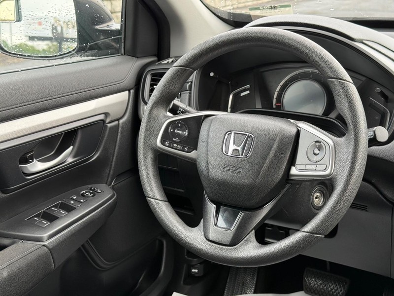 Honda CR-V Vehicle Image 12