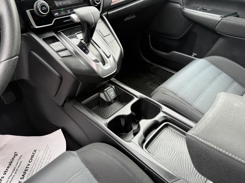 Honda CR-V Vehicle Image 18