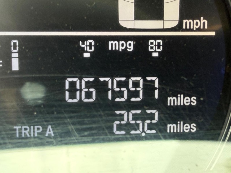 Honda CR-V Vehicle Image 21